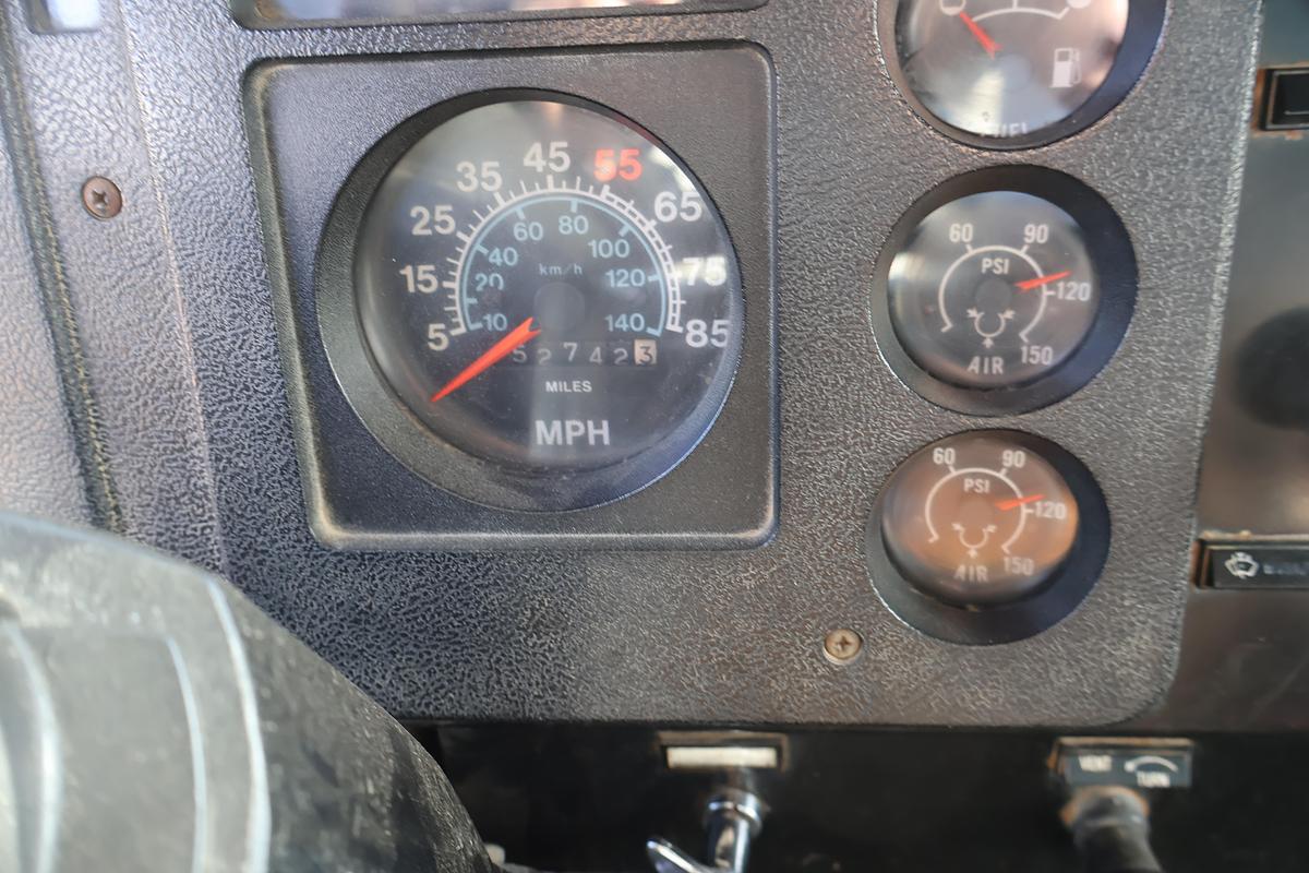 Used 1988 INTERNATIONAL 1954