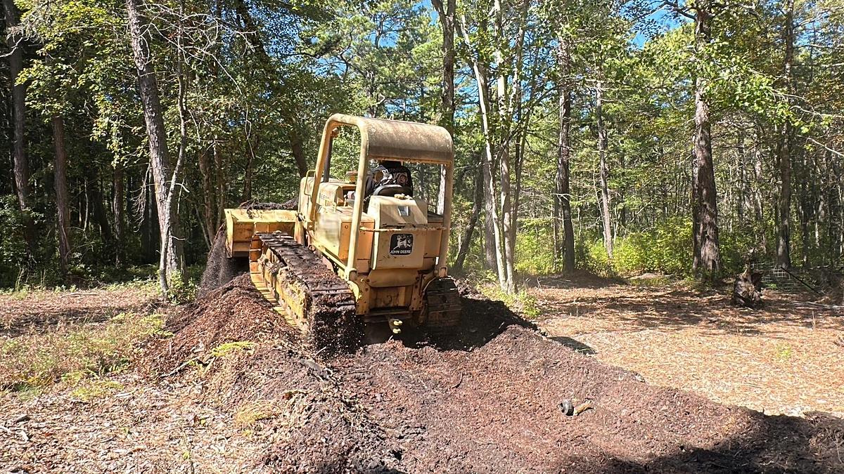 Used 1987 DEERE 450E