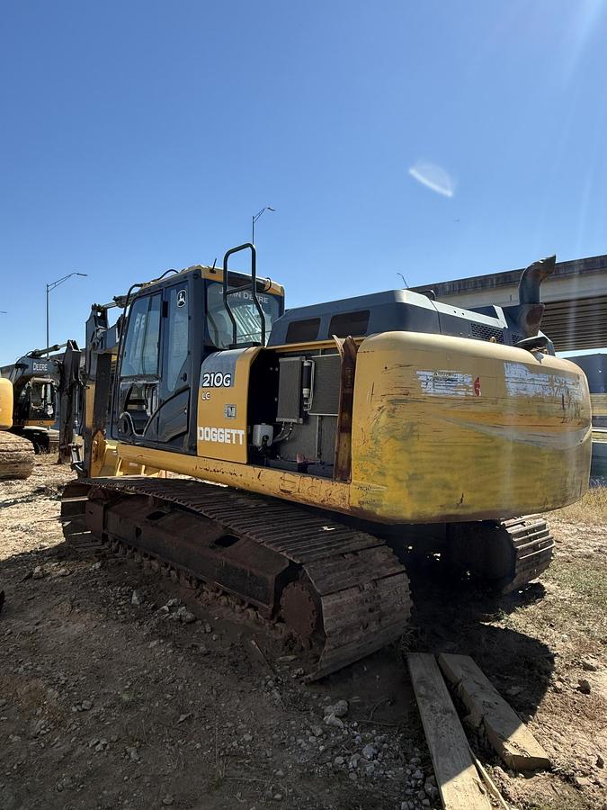 Used 2017 DEERE 210G LC