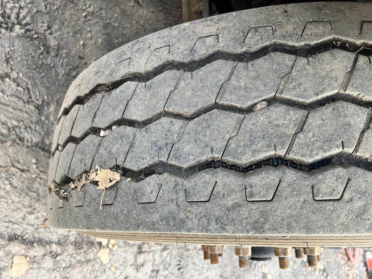 Used 2013 KENWORTH t800