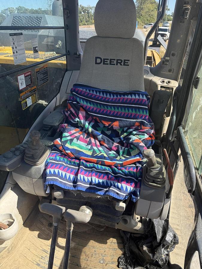 Used 2017 DEERE 210G LC