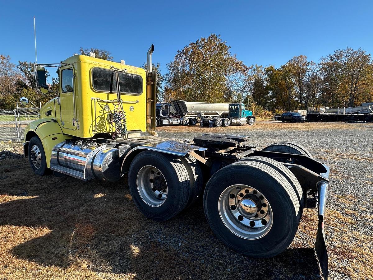 Used 2013 PETERBILT 384