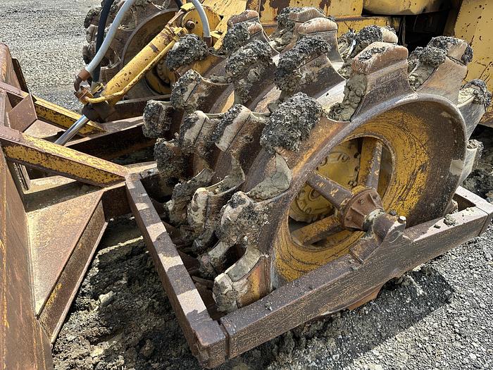 Used 1973 CATERPILLAR 815