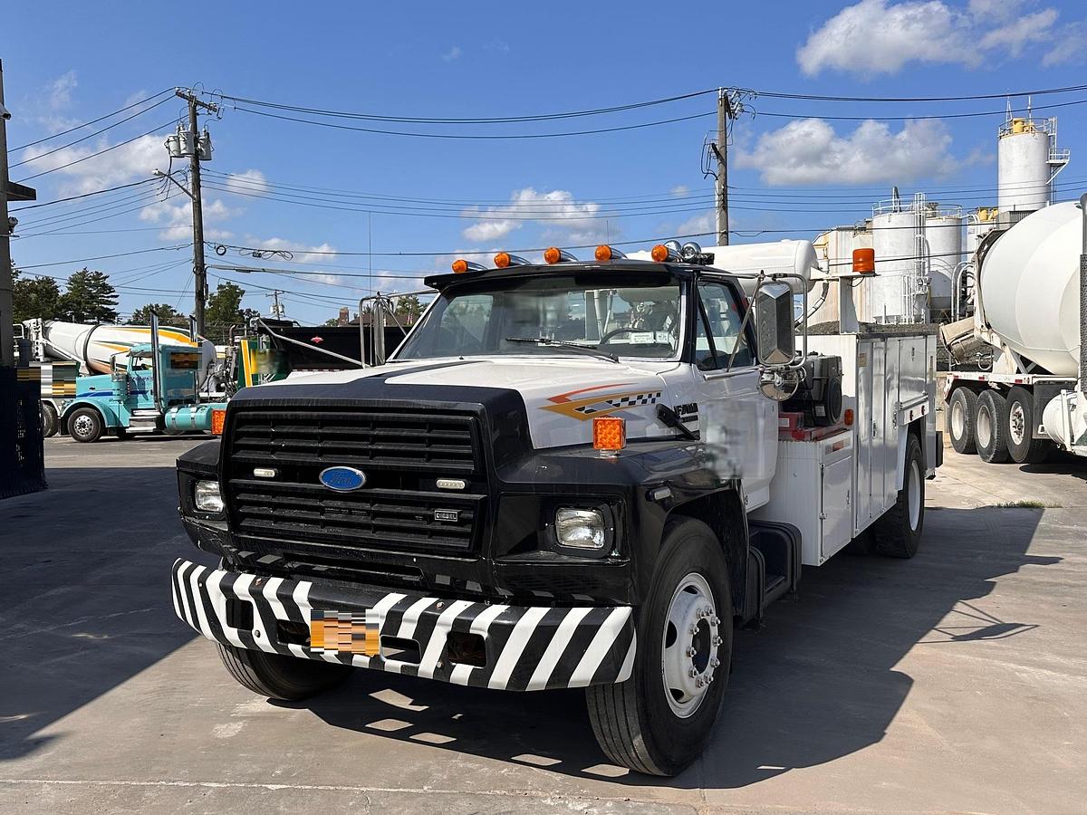 Used 1989 FORD F700