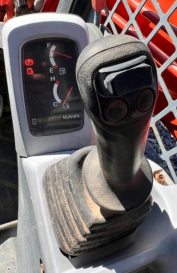 Used 2010 KUBOTA SVL75