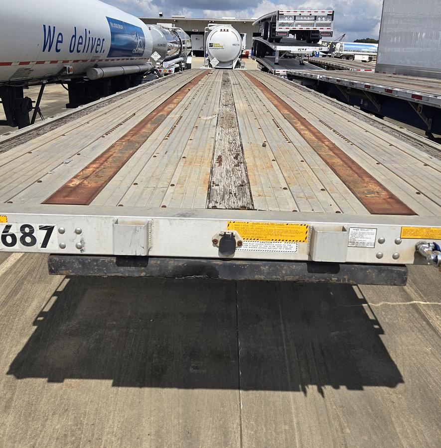 Used 2005 UTILITY 48 x 102