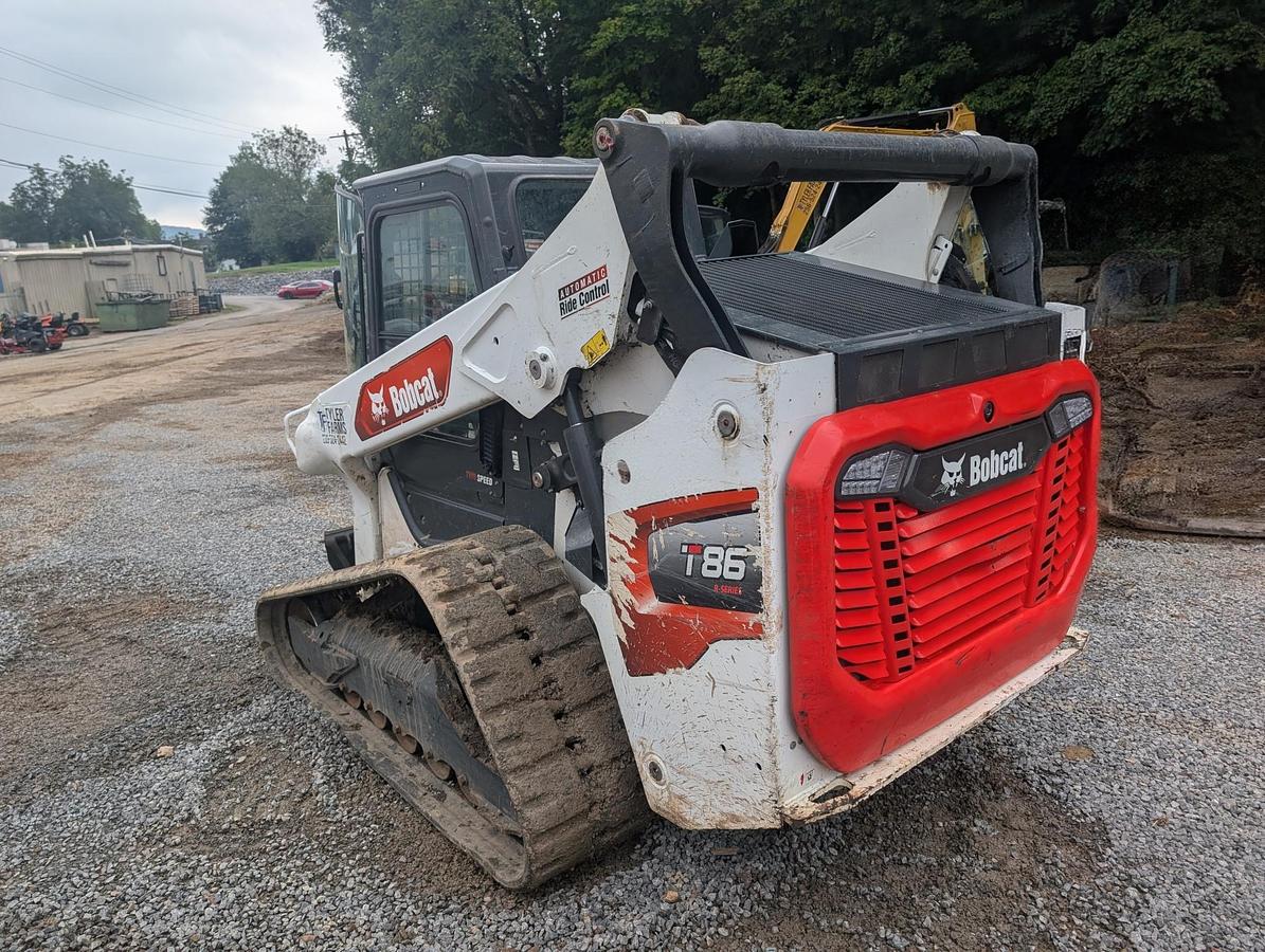 Used 2023 BOBCAT T86
