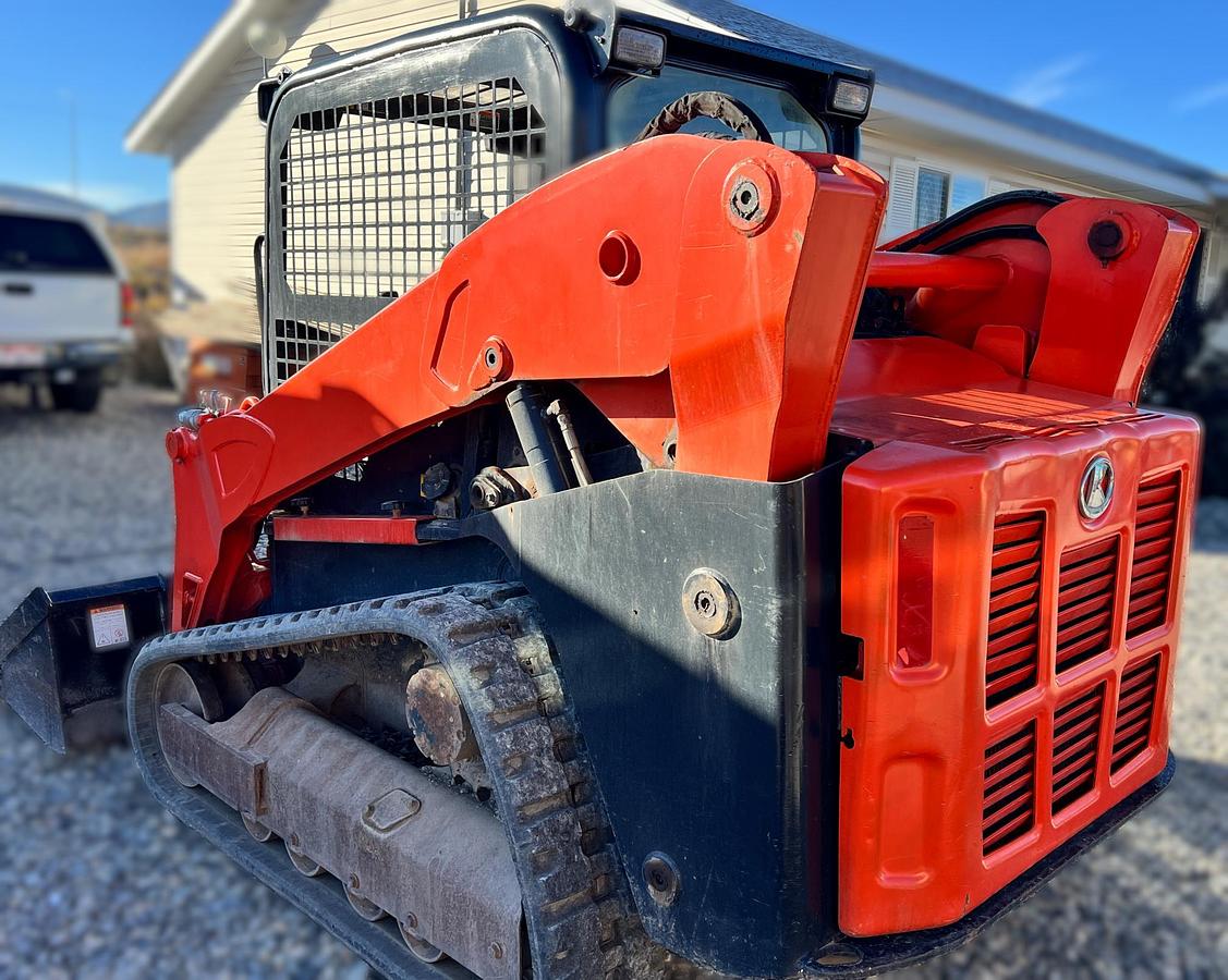 Used 2010 KUBOTA SVL75