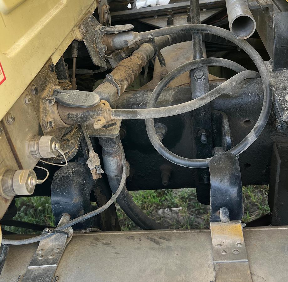 Used 2005 MACK CV713 Granite Dump Truck