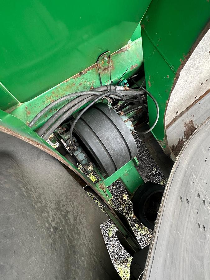 Used 2019 MCCLOSKEY 733RE