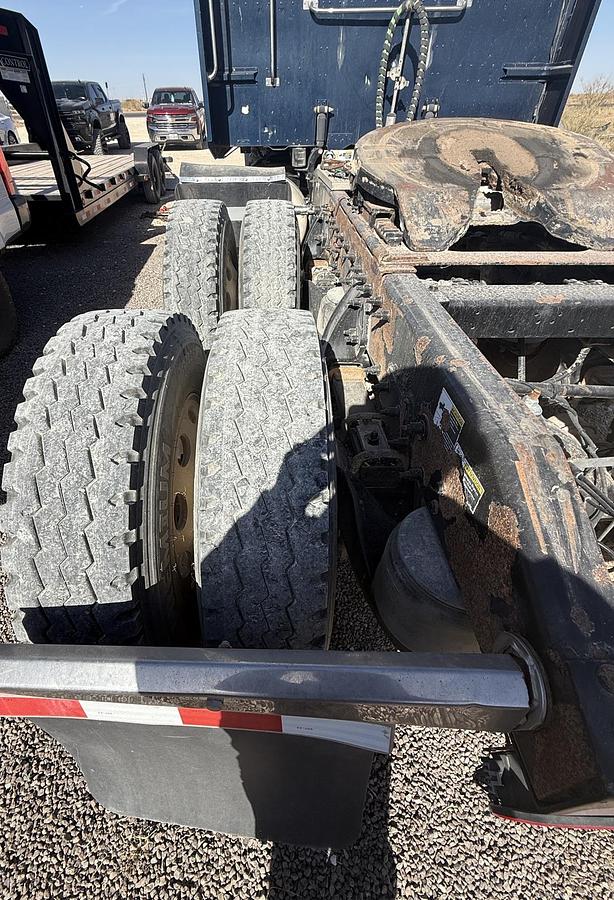 Used 2013 PETERBILT 386