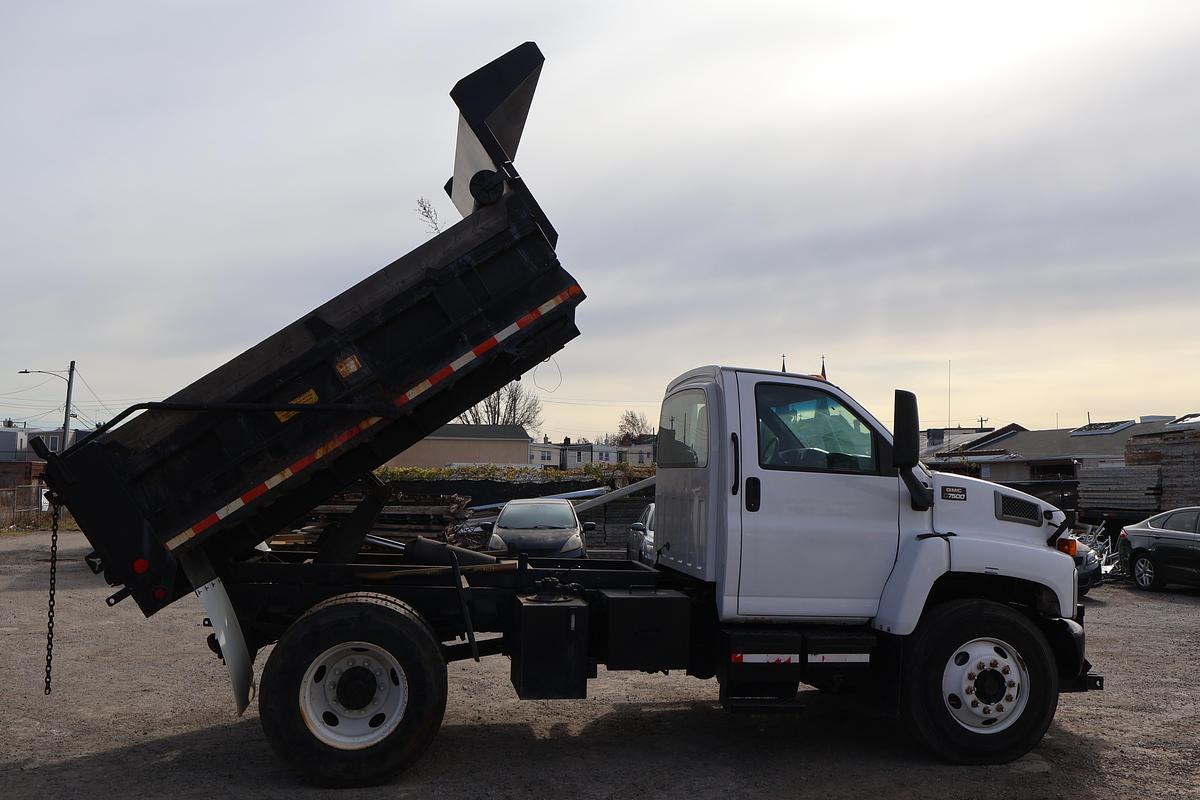 Used 2006 GMC C7500