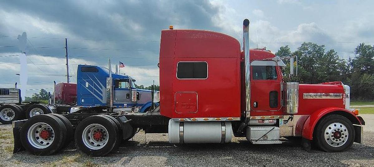 Used 2005 PETERBILT 379