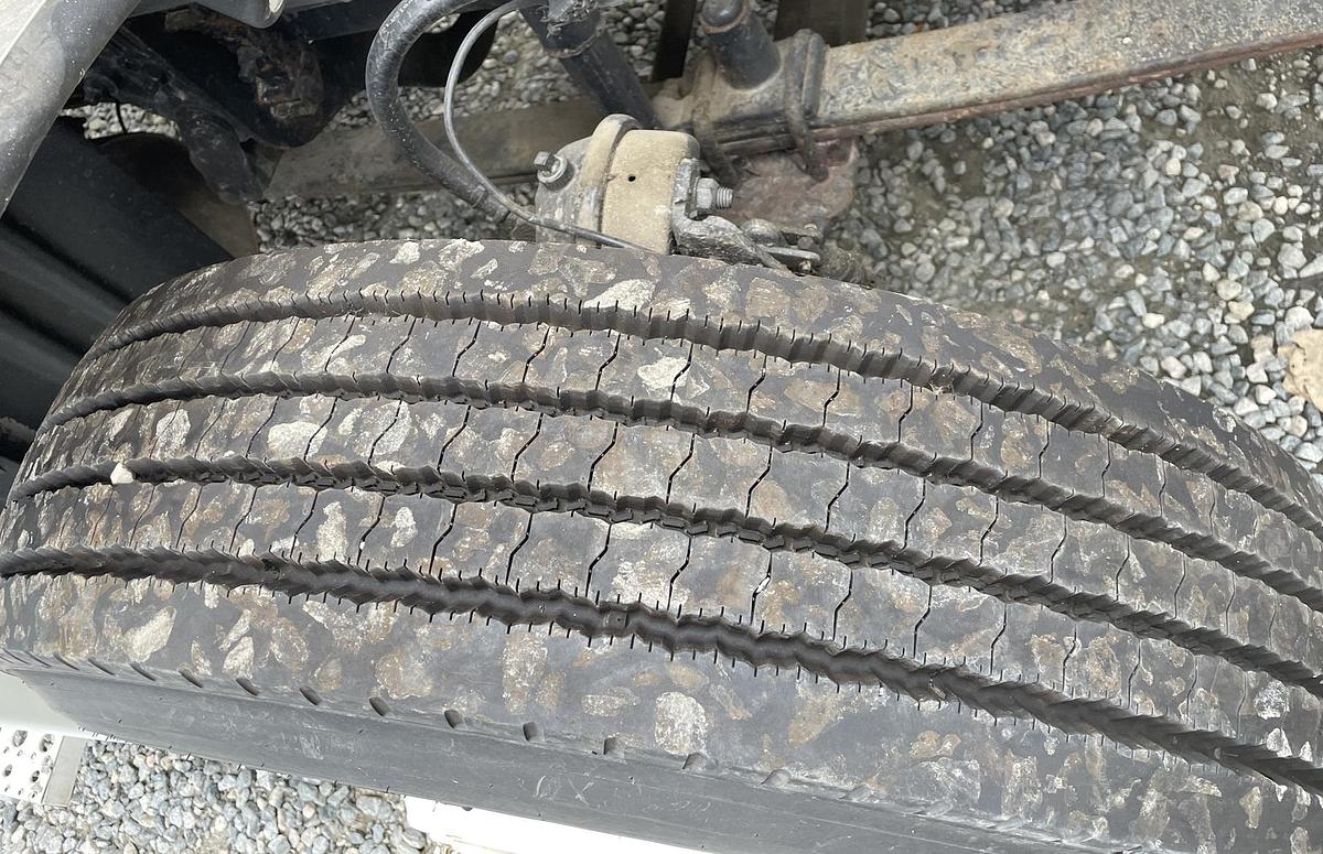 Used 2013 FREIGHTLINER Cascadia 125 Vacuum