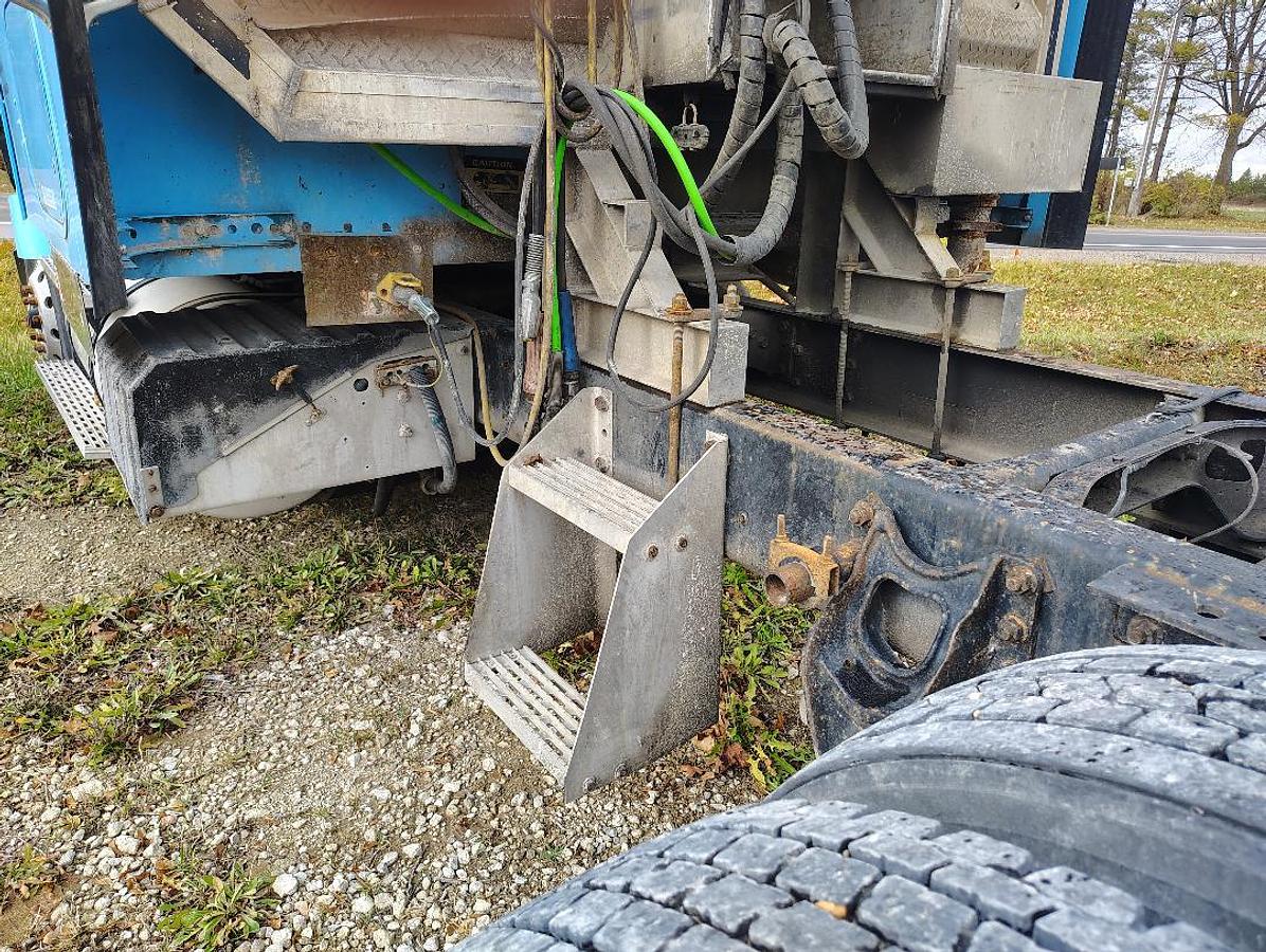 Used 1994 INTERNATIONAL 9200 6x4