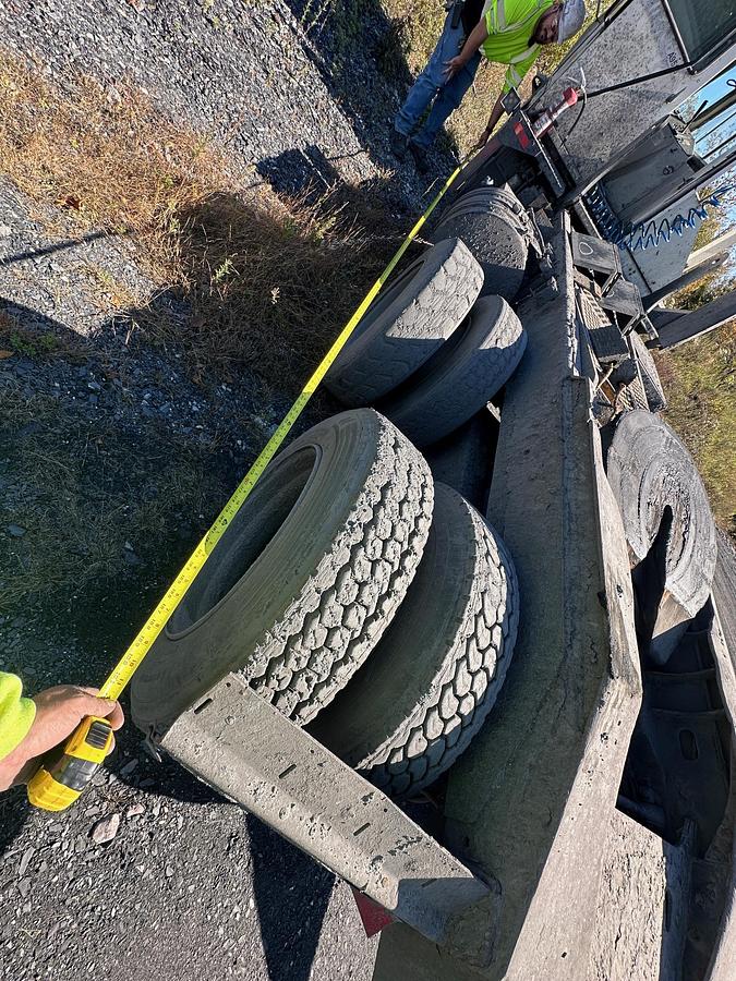 Used 2011 OTTAWA Yard Spotter