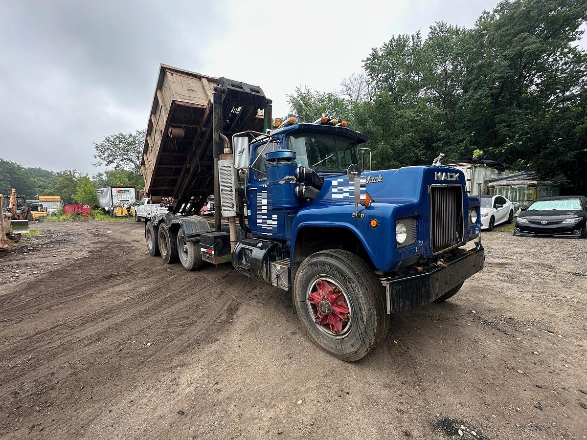 Used 1989 MACK RD600K
