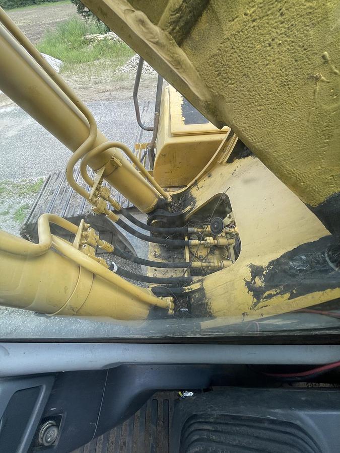 Used 2003 KOMATSU PC200 LC7