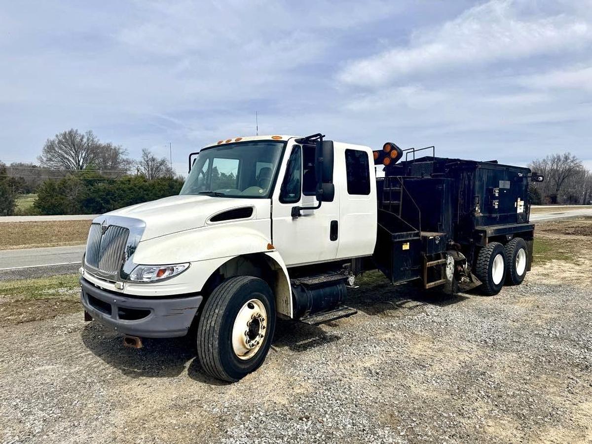 Used 2010 INTERNATIONAL 4400