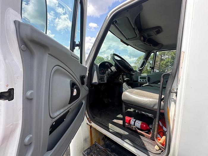 Used 2006 INTERNATIONAL 4300