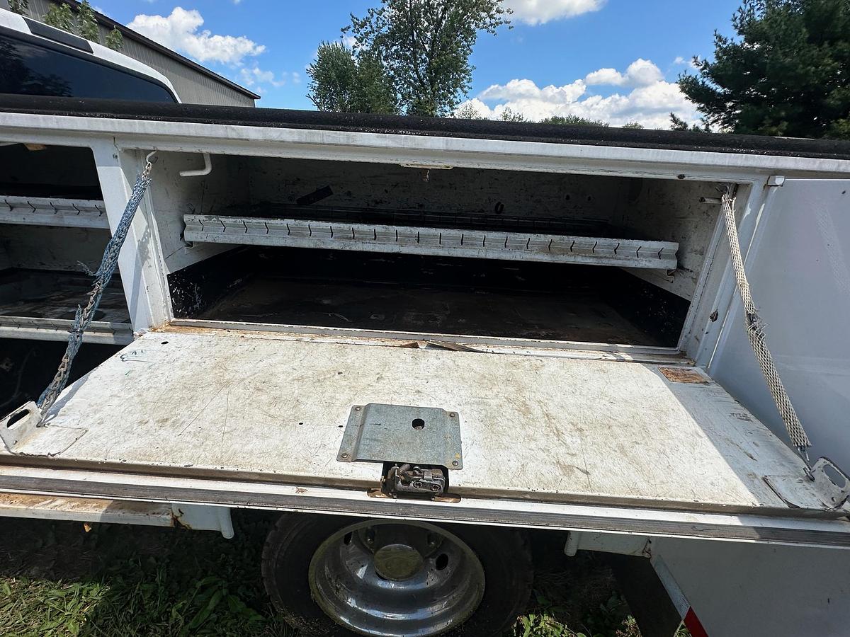 Used 2006 FORD F450 Service Truck