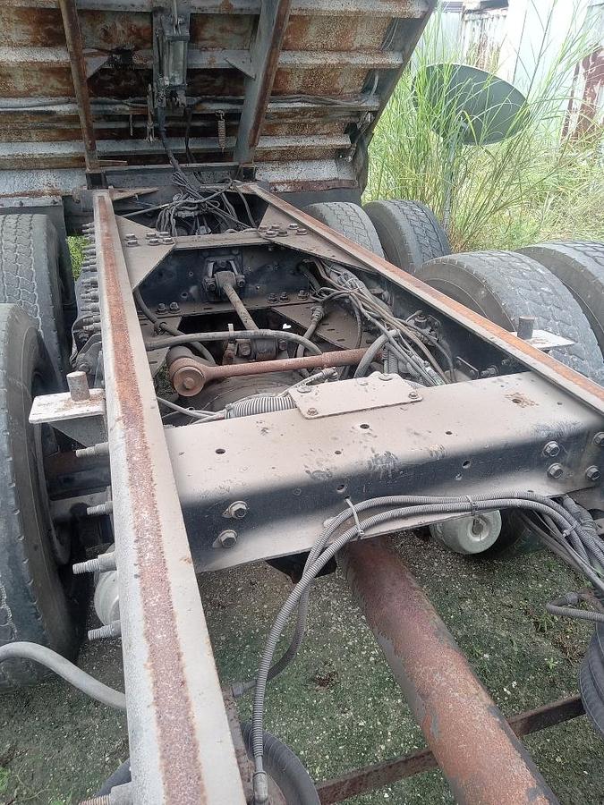 Used 2015 CATERPILLAR CT660 S