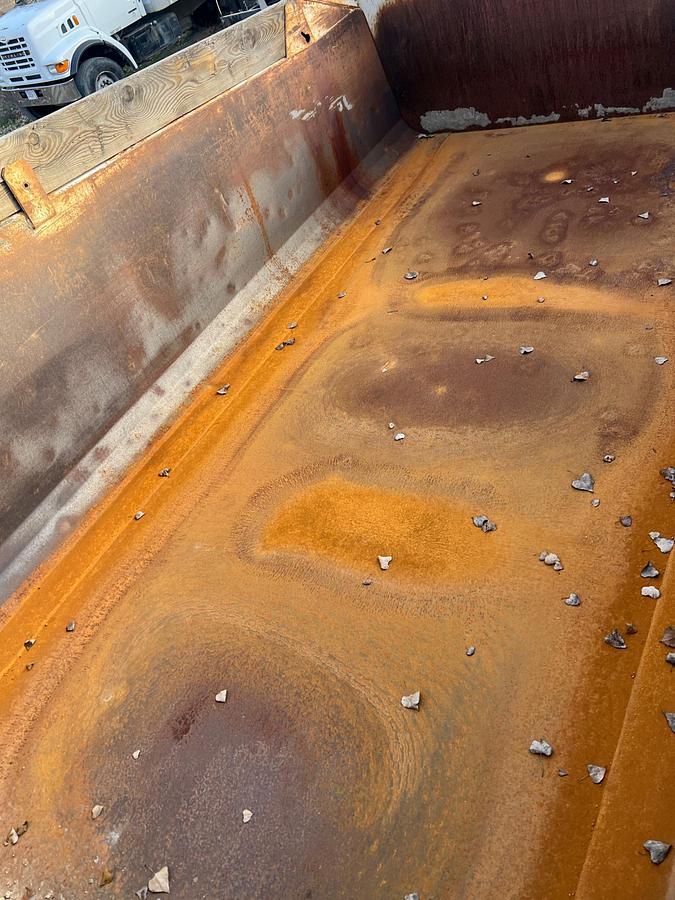 Used 2013 KENWORTH t800