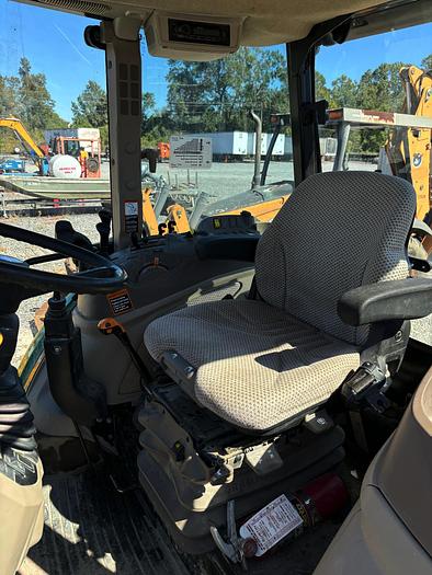 Used 2020 JOHN DEERE 6135E