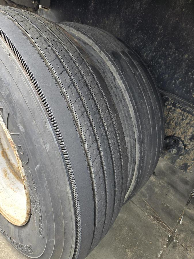 Used 2000 UTILITY 48 x 102