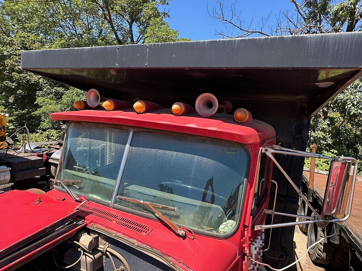 Used 1986 AUTOCAR DK64