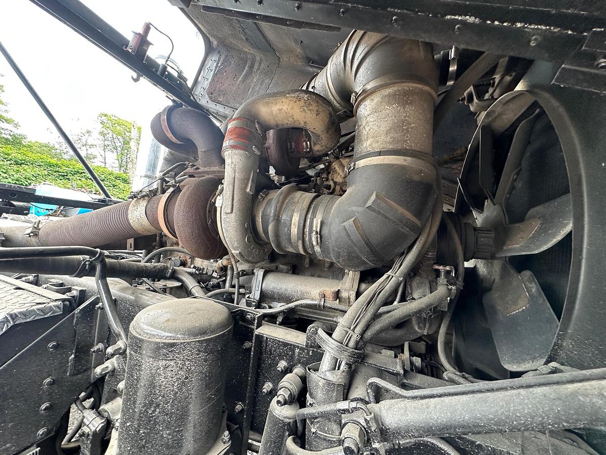 Used 1984 KENWORTH K100 AeroDyne