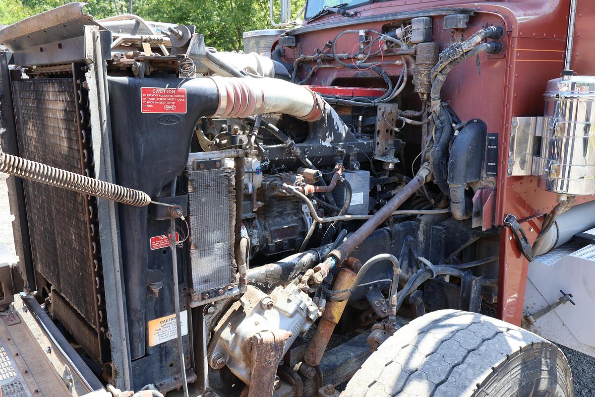 Used 1999 PETERBILT 379