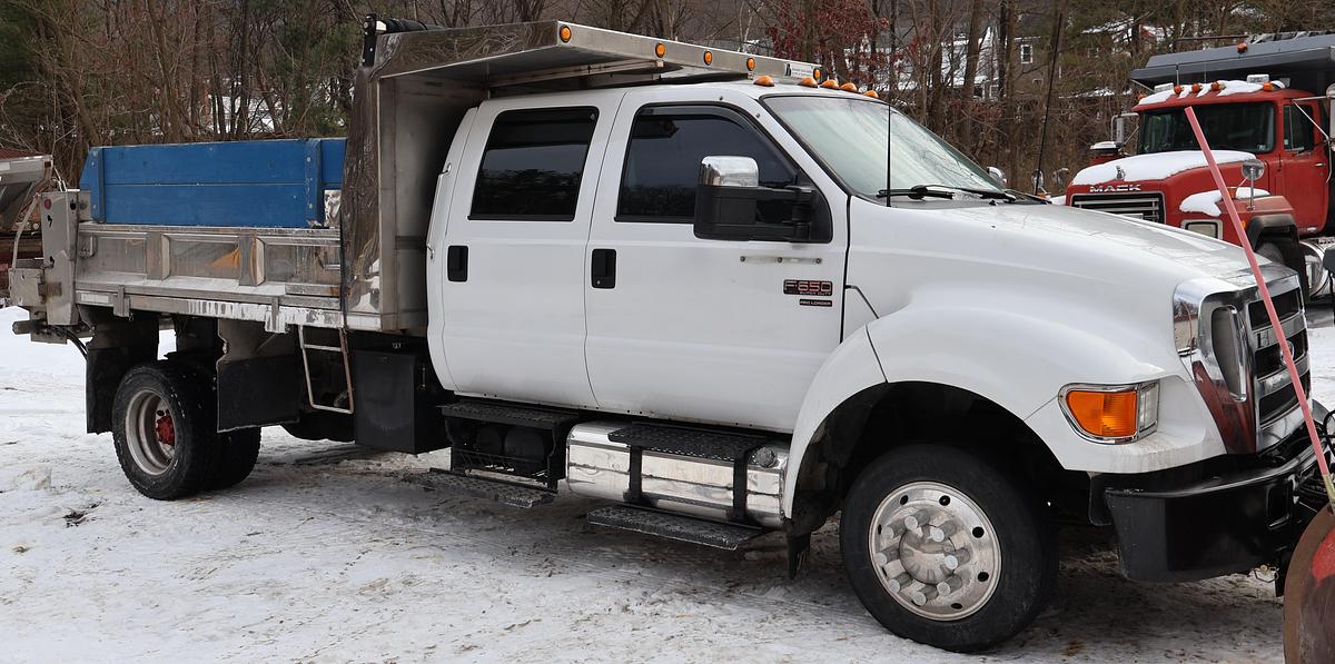 Used 2004 FORD F650