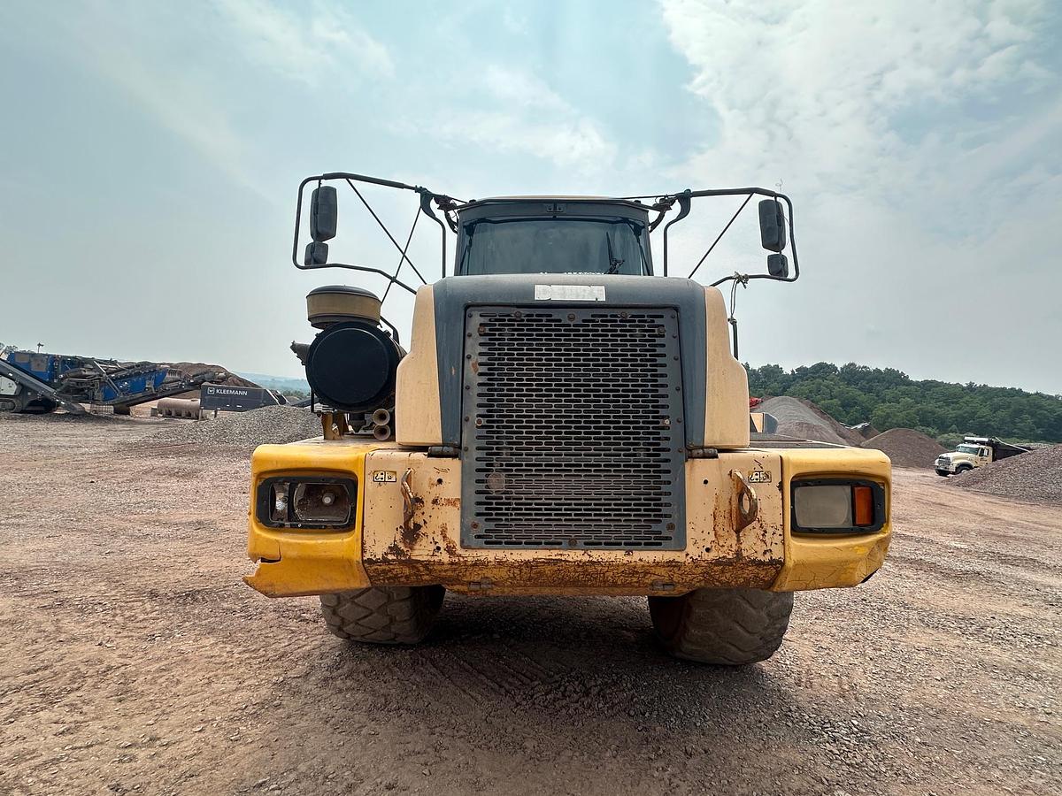 Used 2003 DEERE 400D