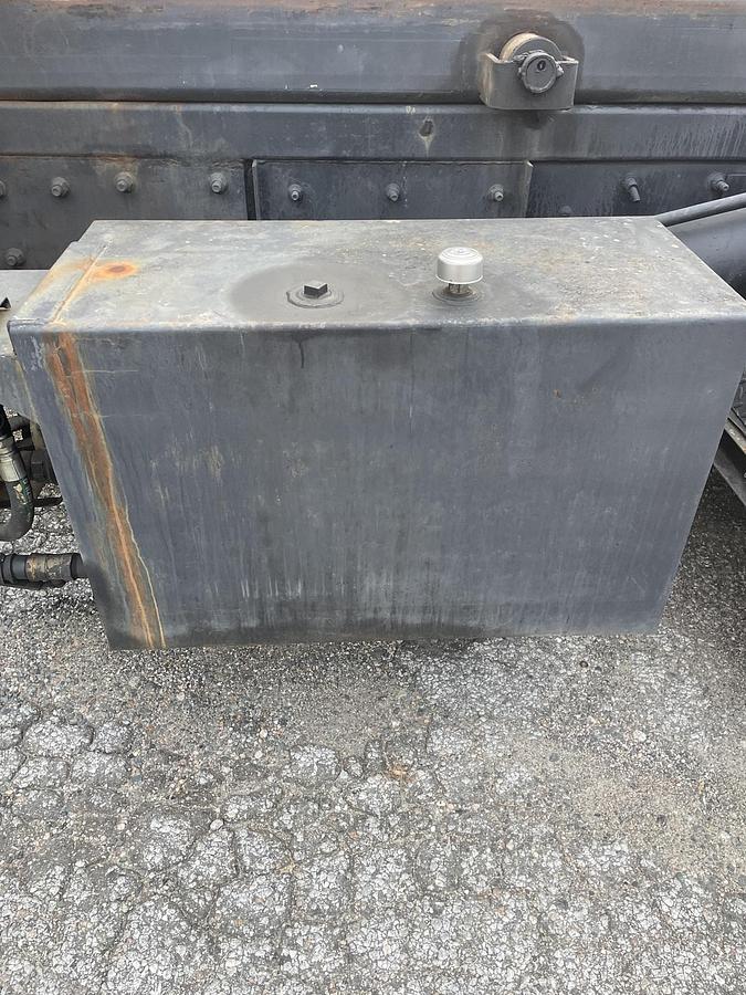 Used 2001 MACK RD688s Roll Off