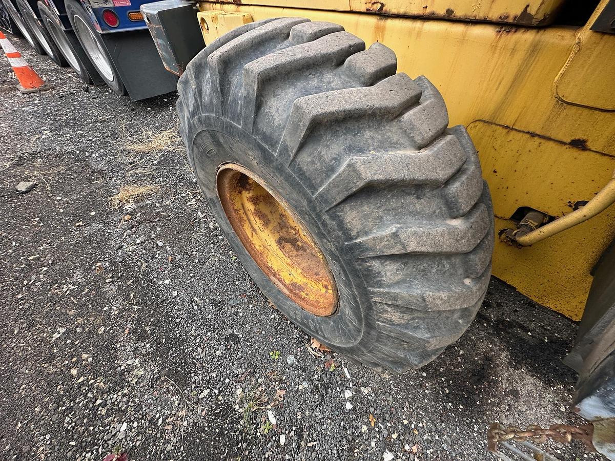 Used 2002 KOMATSU WA250-3