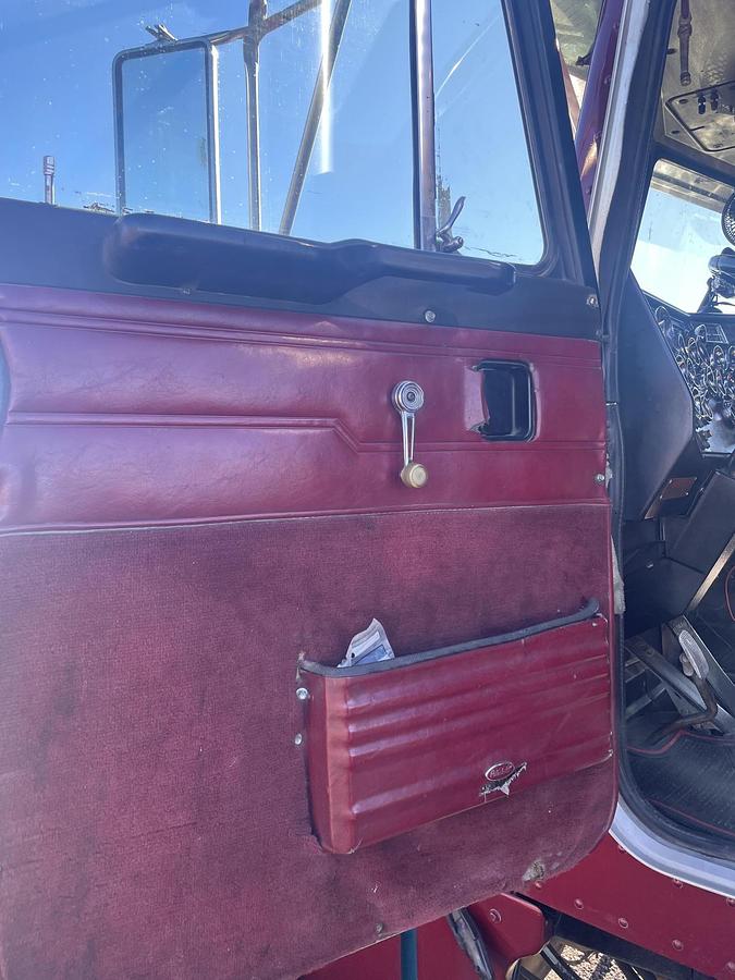 Used 1989 PETERBILT 379