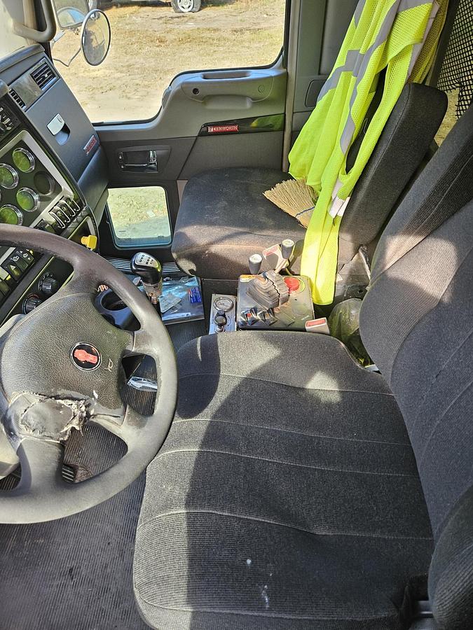 Used 2016 KENWORTH T800