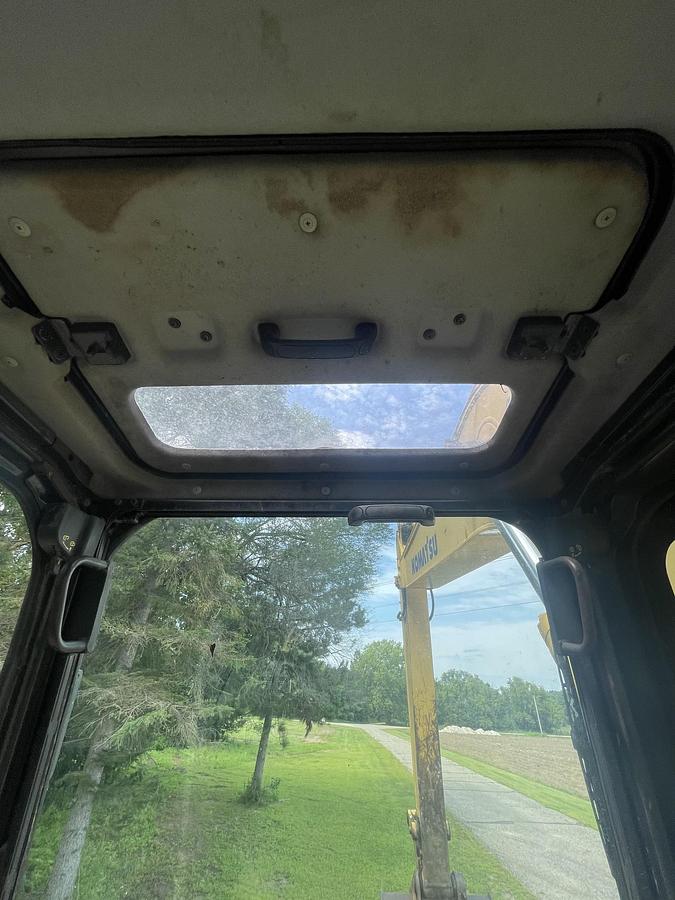 Used 2003 KOMATSU PC200 LC7