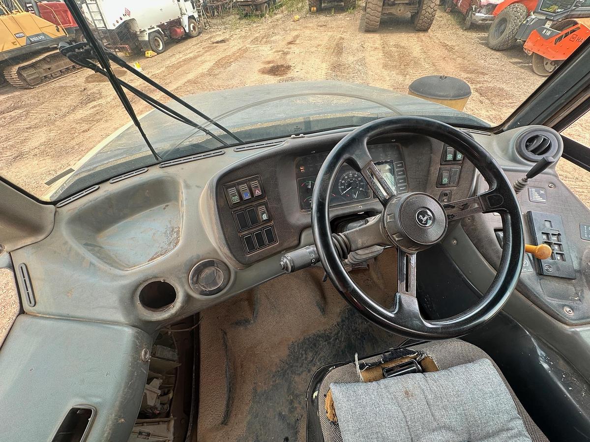 Used 2003 DEERE 400D