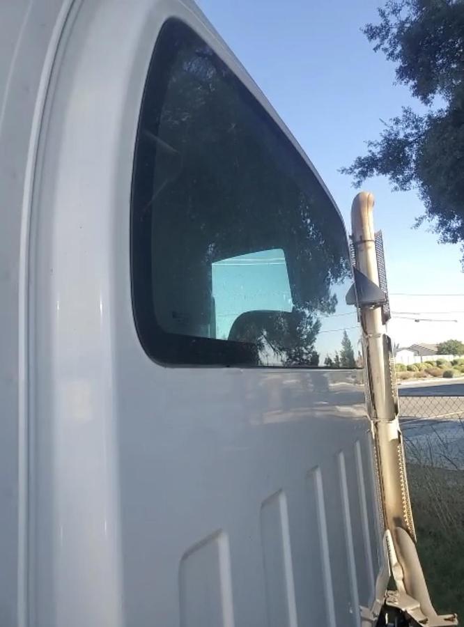 Used 2004 CHEVROLET C7500