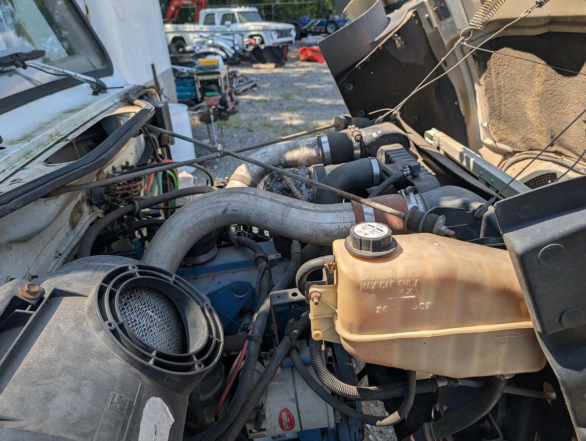 Used 1996 INTERNATIONAL 4800