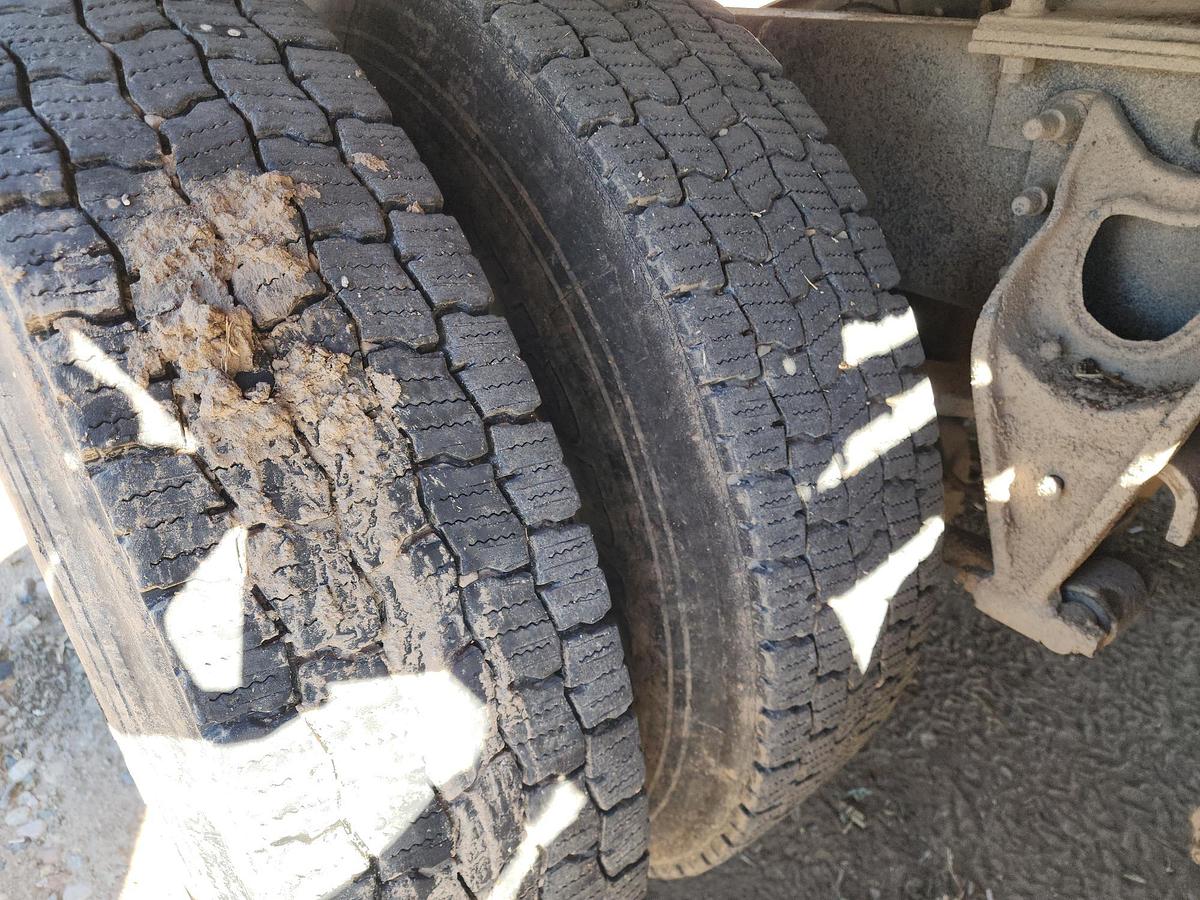 Used 1998 INTERNATIONAL 9100 6x4 Day Cab