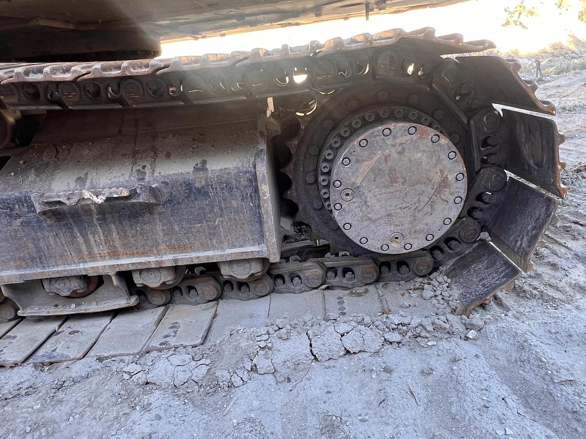 Used 2016 CATERPILLAR 336F L