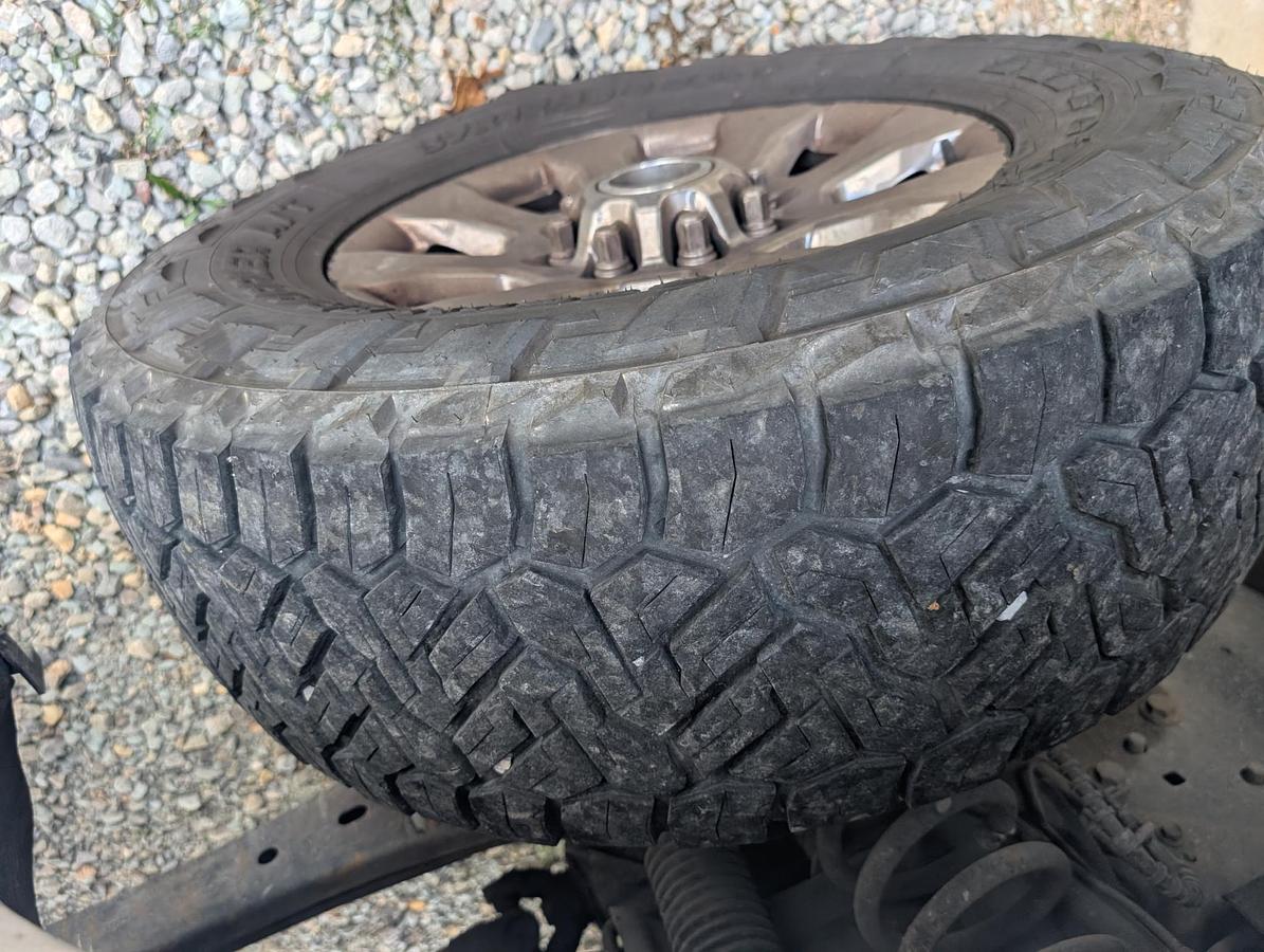 Used 2017 FORD F250 Lariat