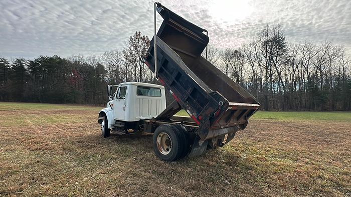 Used 2001 INTERNATIONAL 4700