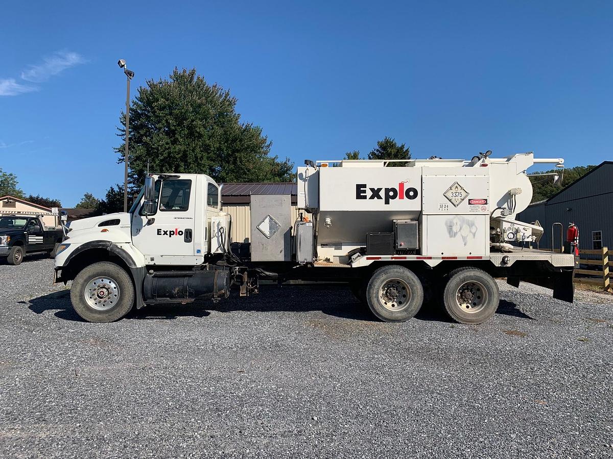 Used 2006 INTERNATIONAL 7600