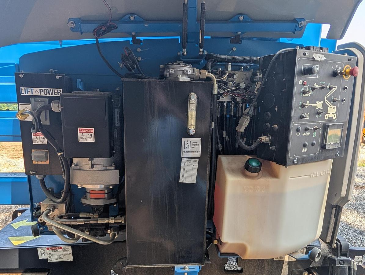 Used 2022 GENIE Z-45 XC