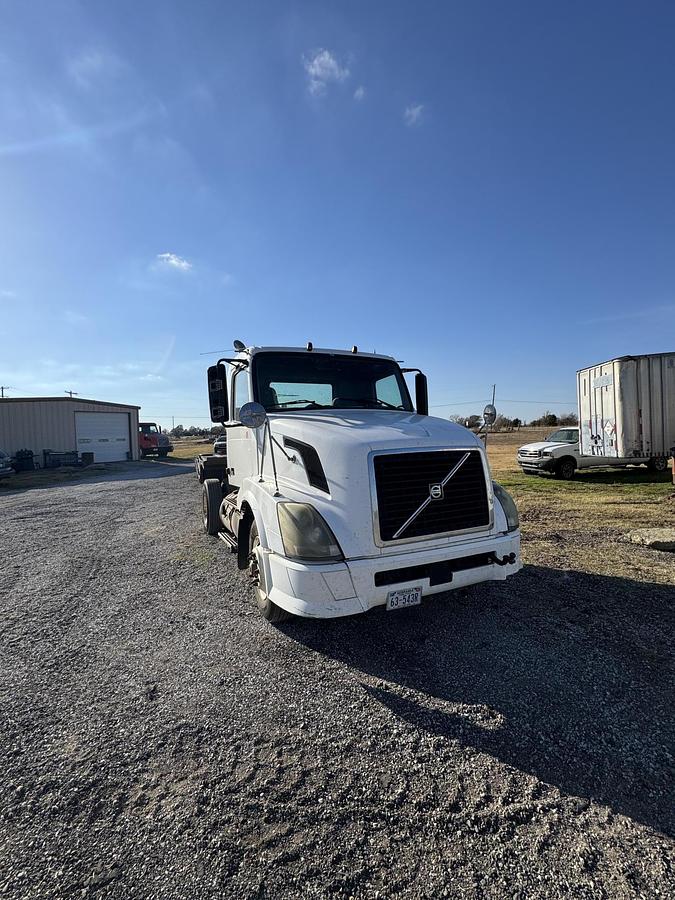 Used 2006 VOLVO VNL42T