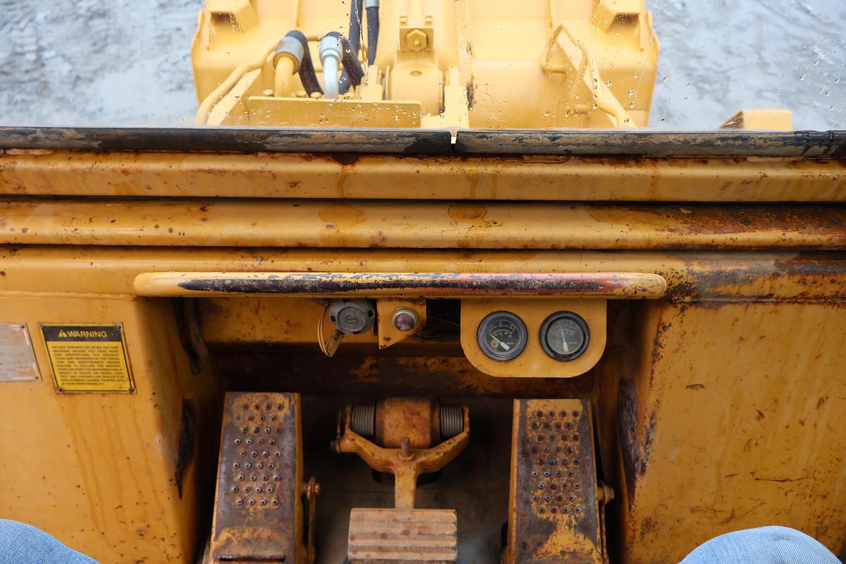 Used 1989 CATERPILLAR 963